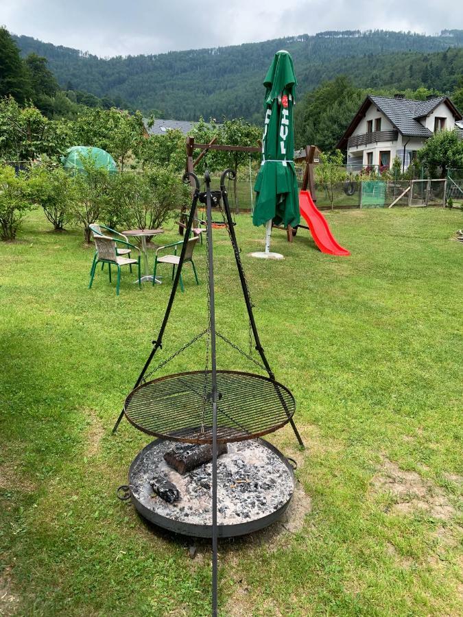 Noclegi Na Chilloucie - Dolina Bilej Щирк Экстерьер фото